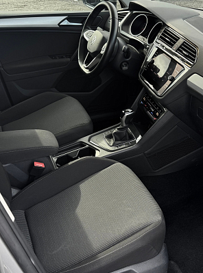 Volkswagen Tiguan Respect Plus, 2021 года, пробег 77800 км