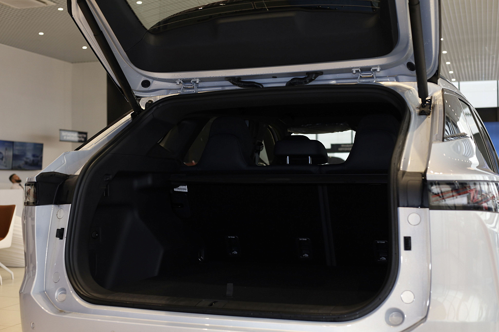 Jaecoo J8 Престиж +, черный