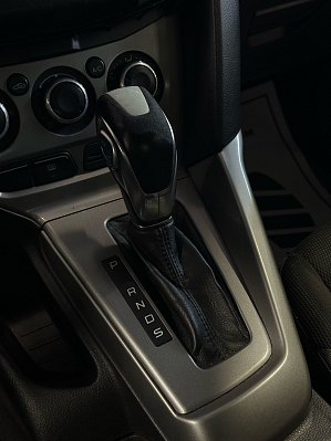 Ford Focus Trend, 2011 года, пробег 159000 км