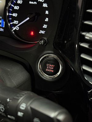 Mitsubishi Outlander Instyle, 2020 года, пробег 106578 км