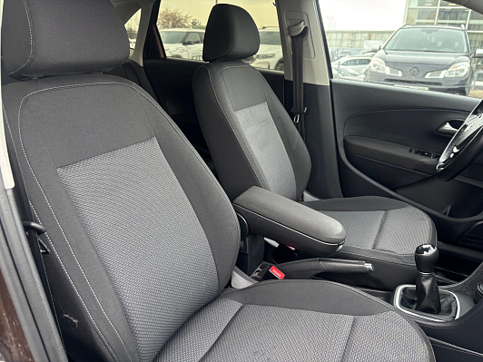 Volkswagen Polo Highline, 2017 года, пробег 140771 км
