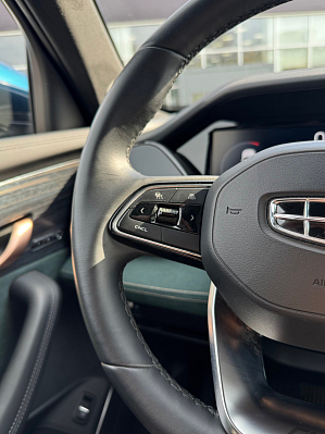 Geely Monjaro Люкс, 2022 года, пробег 17710 км