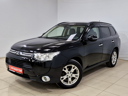 Mitsubishi Outlander Ultimate, 2014 года, пробег 225319 км