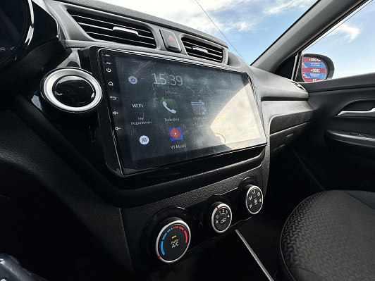 Kia Rio, 2015 года, пробег 182000 км