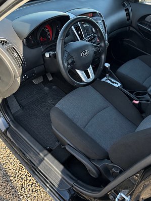 Kia Ceed, 2011 года, пробег 183073 км