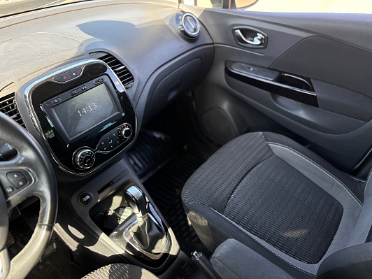 Renault Kaptur Style, 2016 года, пробег 137903 км