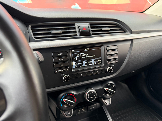 Kia Rio Comfort, 2017 года, пробег 133000 км