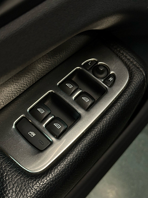 Volvo XC60 Inscription, 2018 года, пробег 52500 км