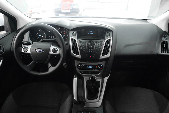 Ford Focus Trend, 2012 года, пробег 262000 км