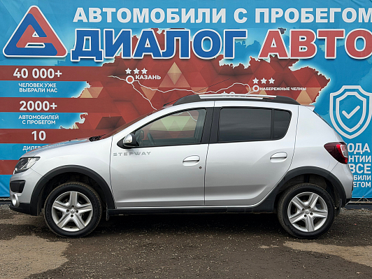 Renault Sandero Confort, 2016 года, пробег 82595 км