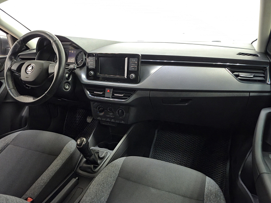 Skoda Rapid Entry, 2021 года, пробег 118624 км