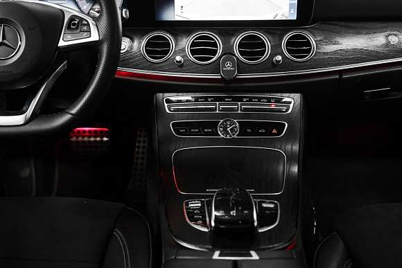 Mercedes-Benz E-Класс E 200 4MATIC Sport Plus, 2017 года, пробег 206334 км