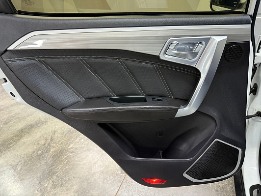 Geely Emgrand X7, 2019 года, пробег 107424 км