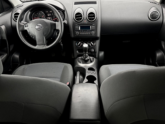 Nissan Qashqai SE, 2012 года, пробег 216570 км