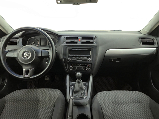 Volkswagen Jetta Comfortline, 2011 года, пробег 180000 км