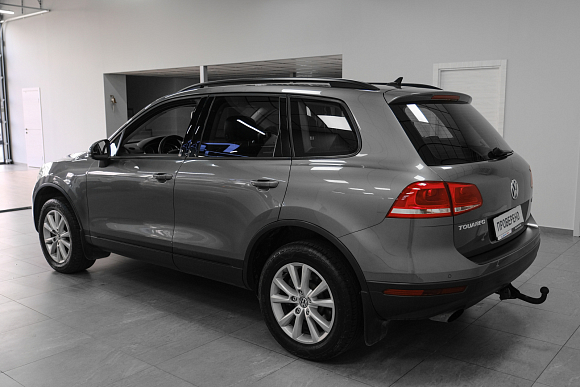 Volkswagen Touareg Business, 2015 года, пробег 335000 км