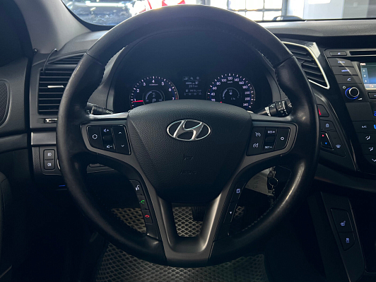 Hyundai i40 Active Plus, 2015 года, пробег 202000 км