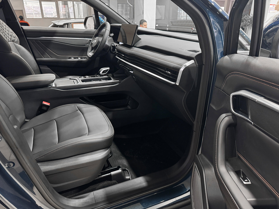 Geely Okavango Флагман, синий