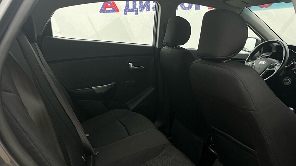 Kia Rio Luxe, 2017 года, пробег 90711 км