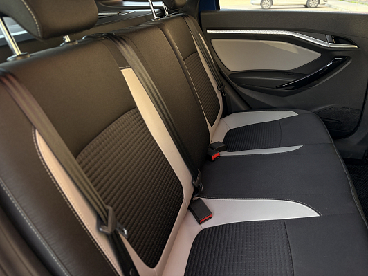 Lada (ВАЗ) Vesta Luxe, 2020 года, пробег 56705 км