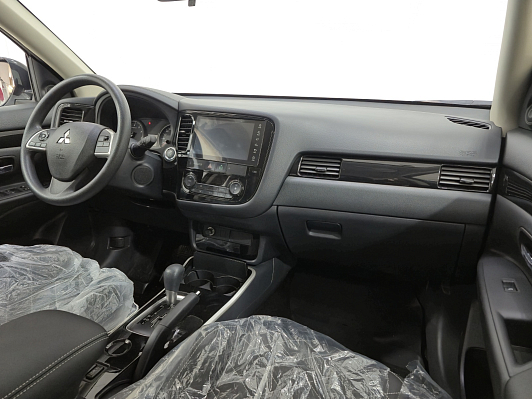 Mitsubishi Outlander Invite, 2022 года, пробег 906 км