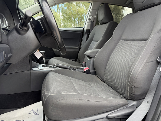 Toyota Auris, 2013 года, пробег 173600 км