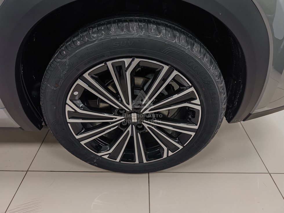 Geely EX5 EM-i Макс, серый