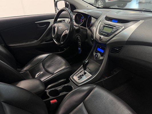 Hyundai Avante, 2013 года, пробег 199767 км