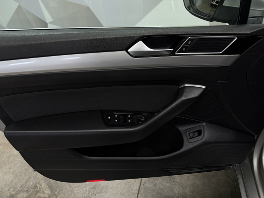 Volkswagen Passat, 2017 года, пробег 146147 км