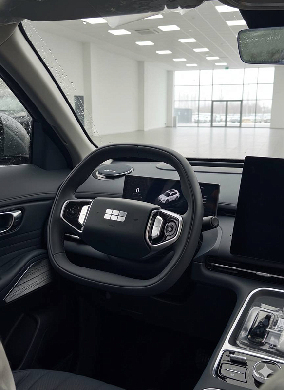 Geely EX5 EM-i Max, серый