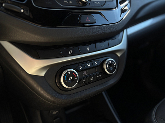 Lada (ВАЗ) Vesta Comfort Image, 2020 года, пробег 143140 км