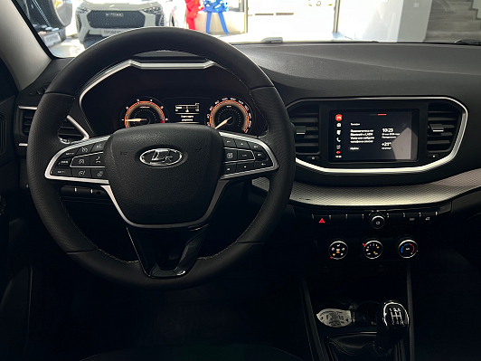 Lada (ВАЗ) Vesta, 2024 года, пробег 51700 км