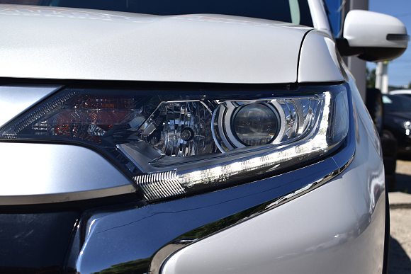Mitsubishi Outlander Intense+, 2021 года, пробег 64738 км