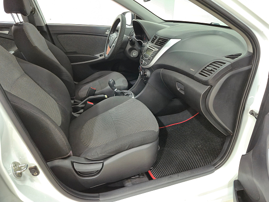 Hyundai Solaris Comfort, 2013 года, пробег 71309 км