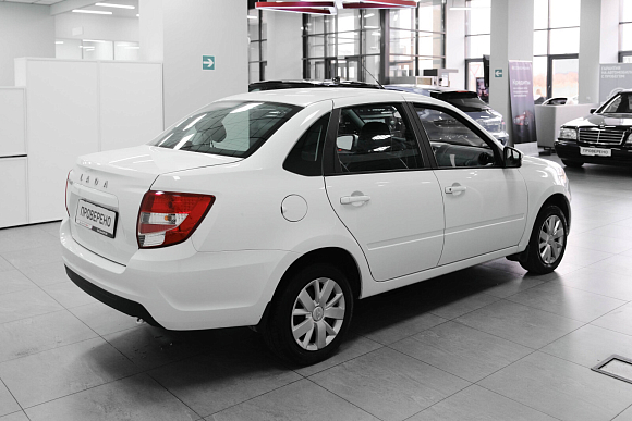 Lada (ВАЗ) Granta Standard, 2023 года, пробег 40000 км