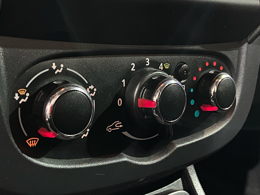Renault Duster Life, 2017 года, пробег 79000 км
