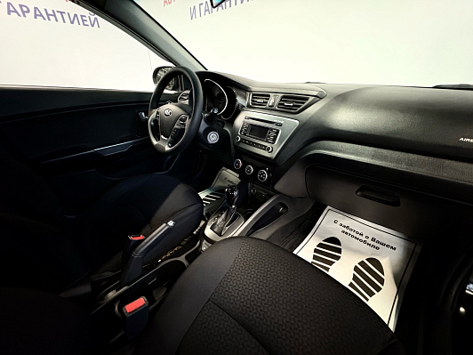 Kia Rio Comfort Аудио, 2016 года, пробег 230000 км