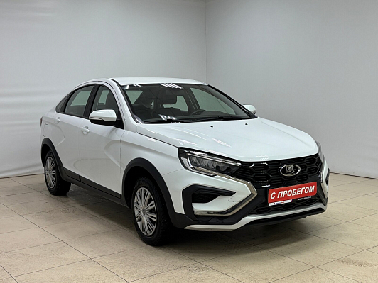 Lada (ВАЗ) Vesta, 2023 года, пробег 45300 км