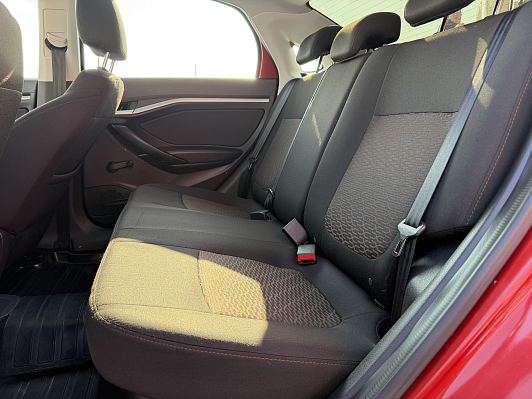 Lada (ВАЗ) Vesta Comfort Multimedia, 2017 года, пробег 64000 км