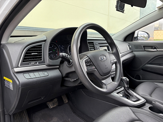 Hyundai Avante, 2018 года, пробег 128000 км