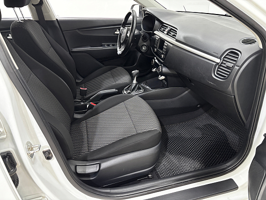 Kia Rio Luxe, 2017 года, пробег 202208 км