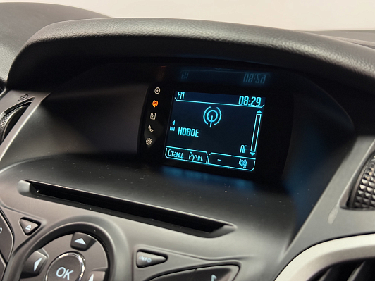 Ford Focus SYNC Edition, 2015 года, пробег 255000 км