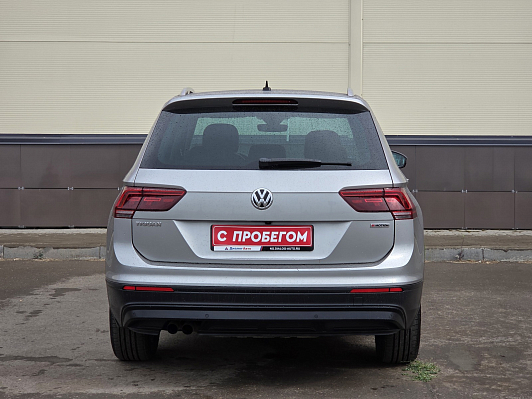 Volkswagen Tiguan, 2019 года, пробег 117212 км