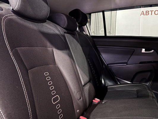 Kia Sportage Comfort, 2015 года, пробег 208000 км