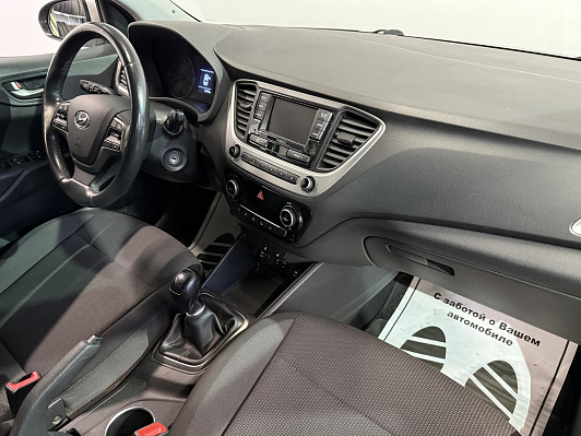Hyundai Solaris Elegance, 2017 года, пробег 120400 км