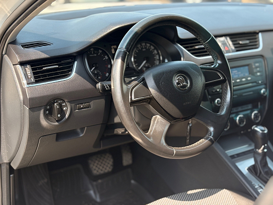 Skoda Octavia, 2014 года, пробег 194400 км