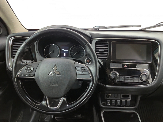 Mitsubishi Outlander Intense+, 2019 года, пробег 99376 км