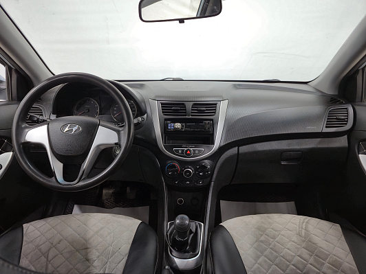 Hyundai Solaris Comfort, 2011 года, пробег 299309 км