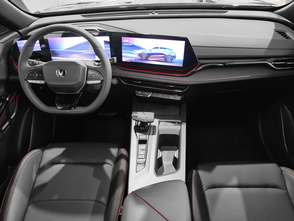 Changan CS35 Max Tech, белый