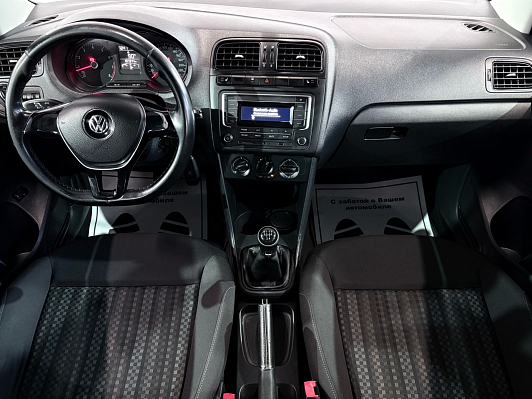 Volkswagen Polo Comfortline, 2018 года, пробег 187000 км